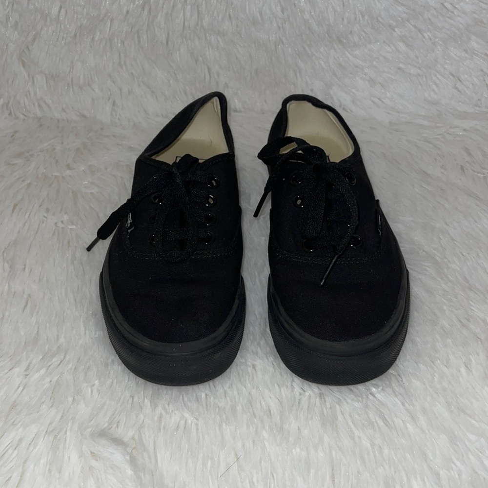 Women’s black Vans